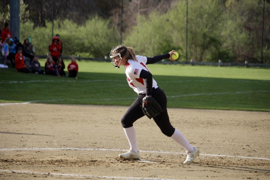 Abbey Nezuch (7)  winding up to pitch |by Brianna Devlin
